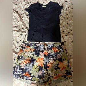 Set:Floral High Waist Women Shorts and shirt (shirt nwot) top xl shorts 16